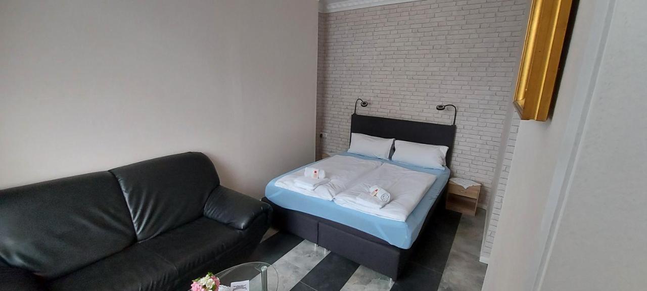 Hotel Restaurant Hellas Ґельтінґ Екстер'єр фото